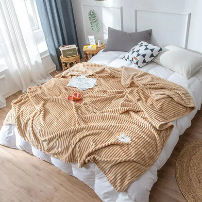 Cozy Patterned Hugging Blanket - Soft Sweatshirt Throw for Sofas and Beds